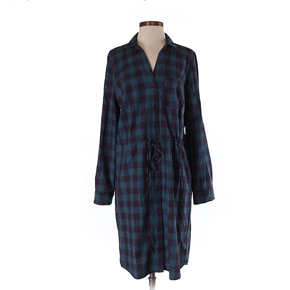 🍁 Blue buffalo plaid shirt dress! - Picture 2 of 7